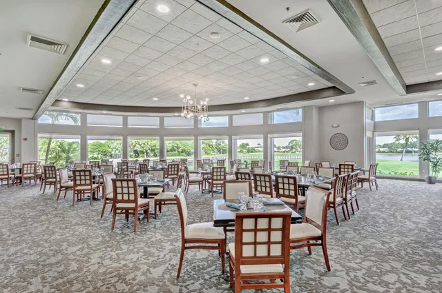 Eastpointe Country Club Residence photo 63
