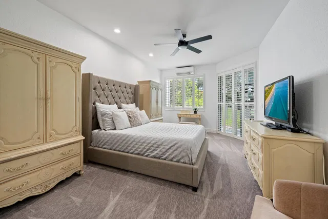 Admirals Cove Residence photo 18