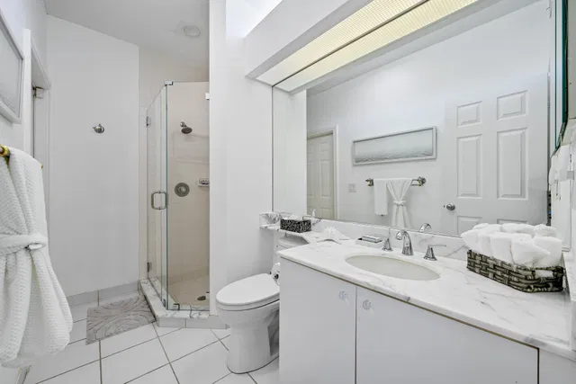Admirals Cove Residence photo 21
