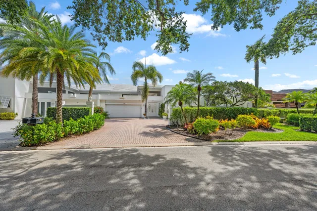 Admirals Cove Residence photo 26