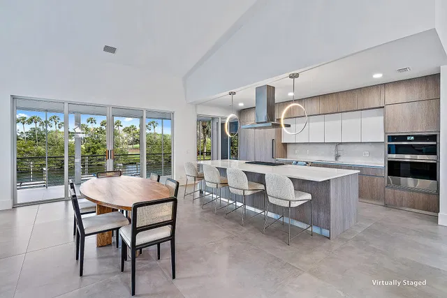 Admirals Cove Residence photo 2