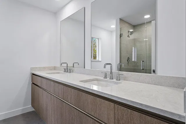 Admirals Cove Residence photo 6