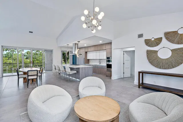 Admirals Cove Residence photo 15