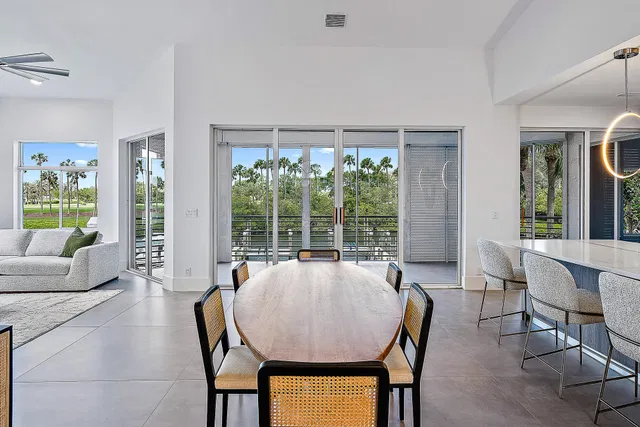Admirals Cove Residence photo 16