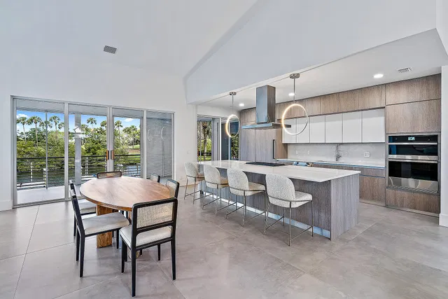 Admirals Cove Residence photo 17