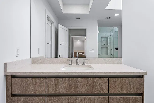Admirals Cove Residence photo 20