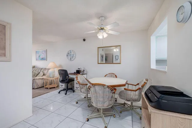 Unit 130-8 photo 10