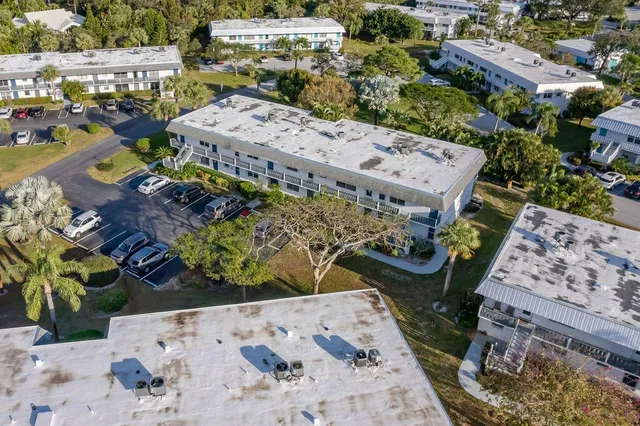 Unit 130-8 photo 33