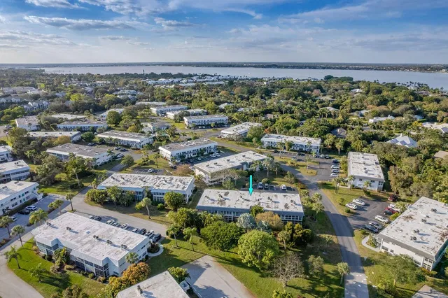 Unit 130-8 photo 42
