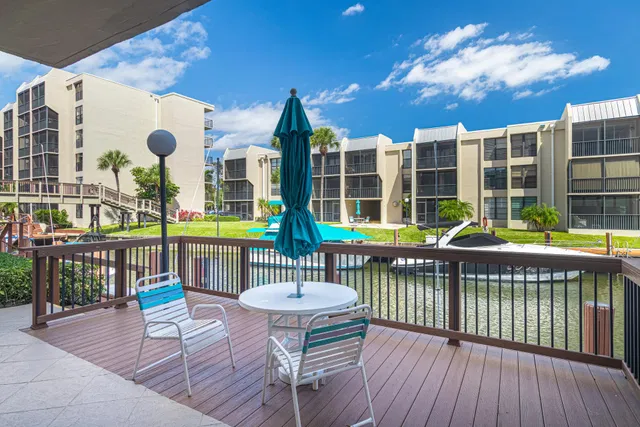 Boca Raton Unit 211 photo 14