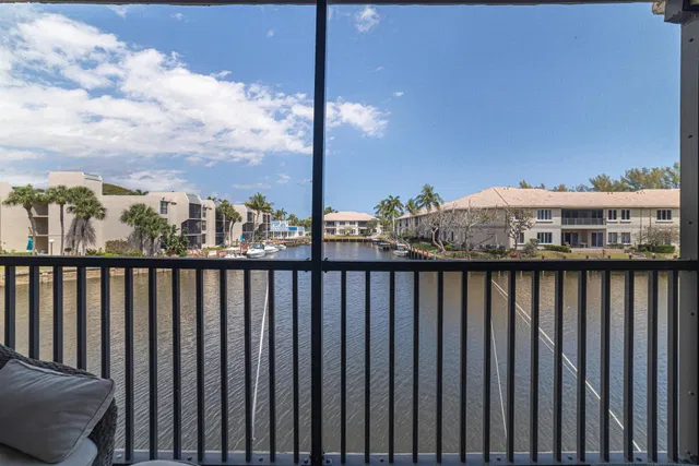 Boca Raton Unit 211 photo 26