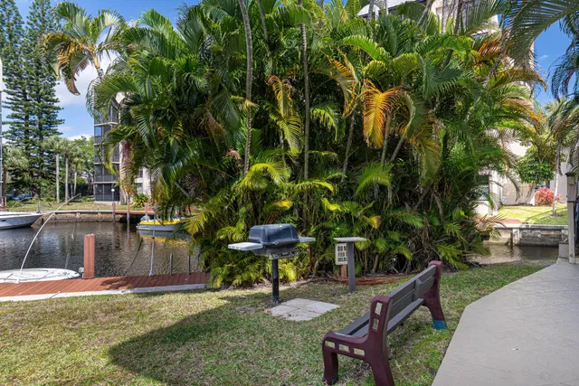 Boca Raton Unit 211 photo 29