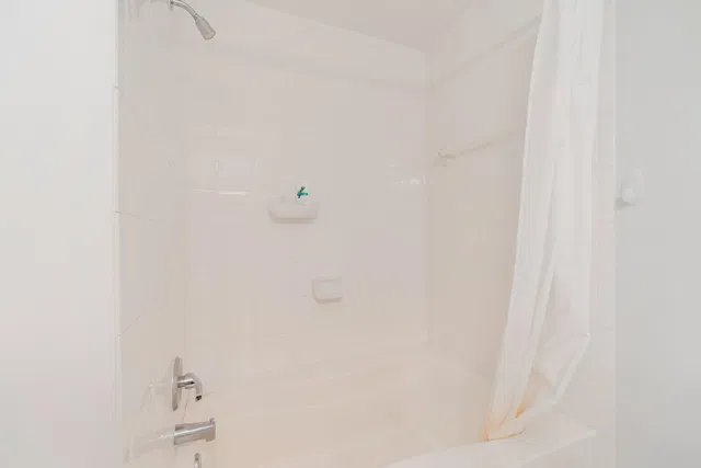 Unit 304 photo 17