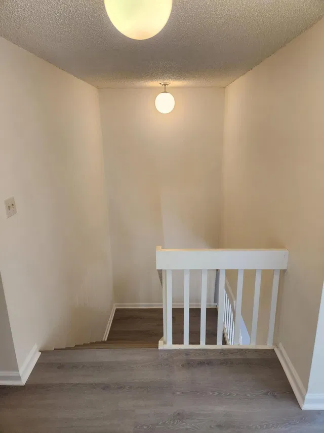 Unit C photo 14