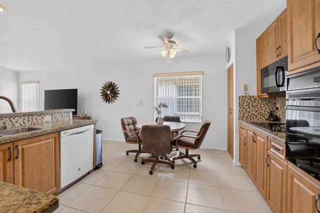 Residence photo 21