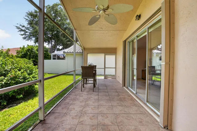Residence photo 37