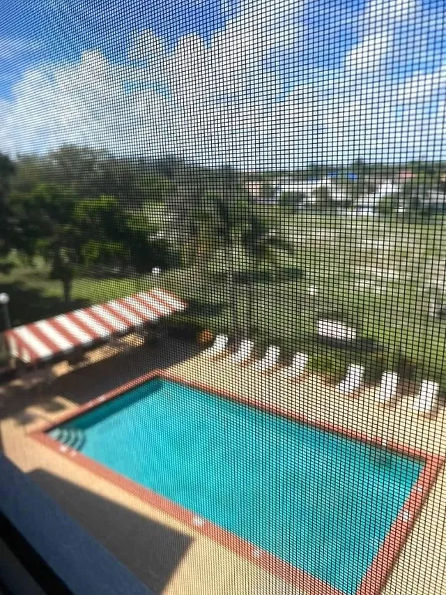 Unit 409 photo 38