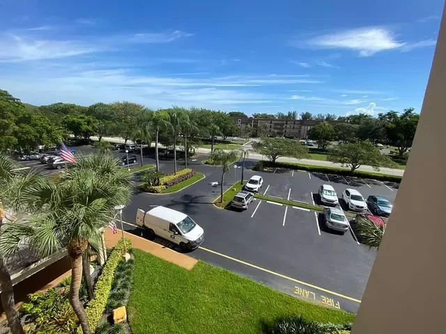 Unit 409 photo 39