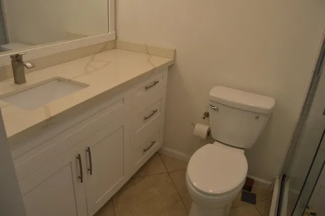 Unit 5-303 photo 16