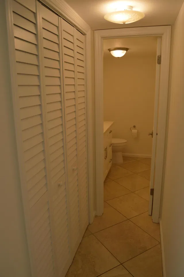 Unit 5-303 photo 21