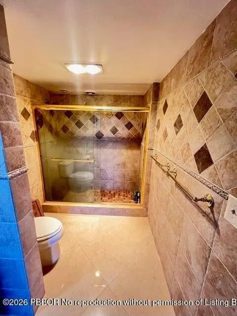 Unit 414 photo 14