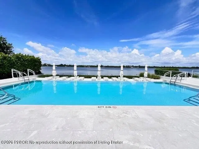 Unit 414 photo 16