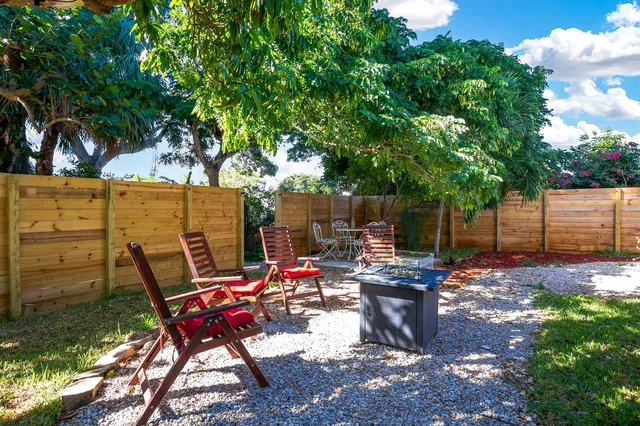 Residence photo 18