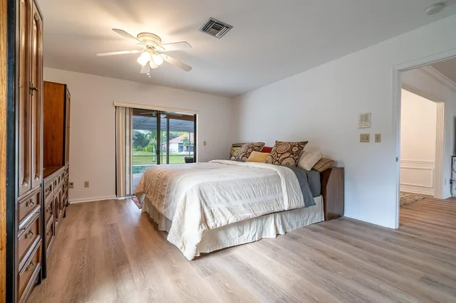 Residence photo 13