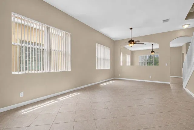 Residence photo 6