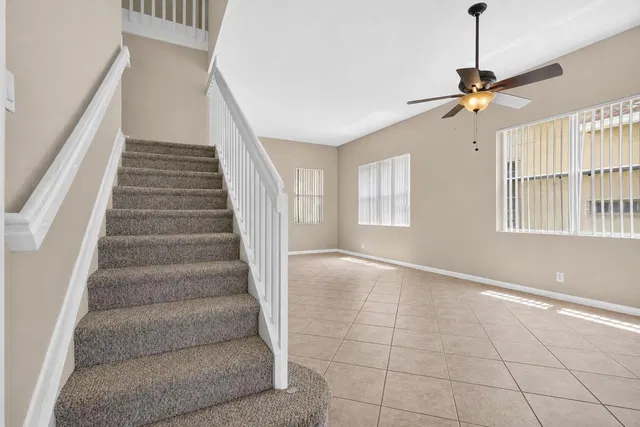 Residence photo 8