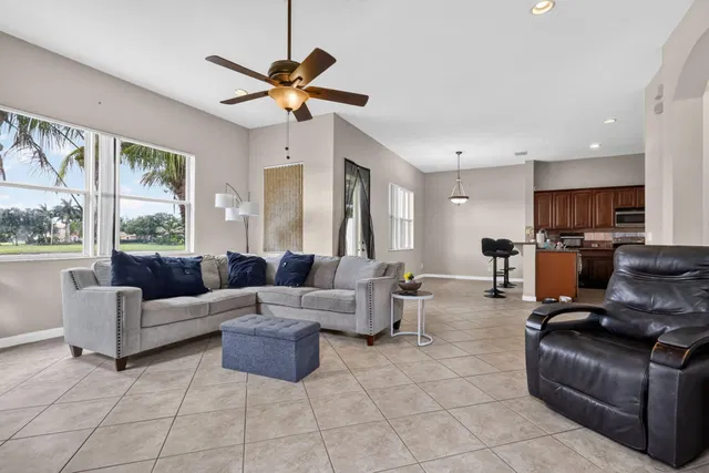 Residence photo 14