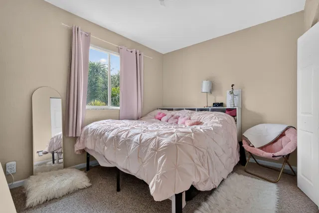 Residence photo 41
