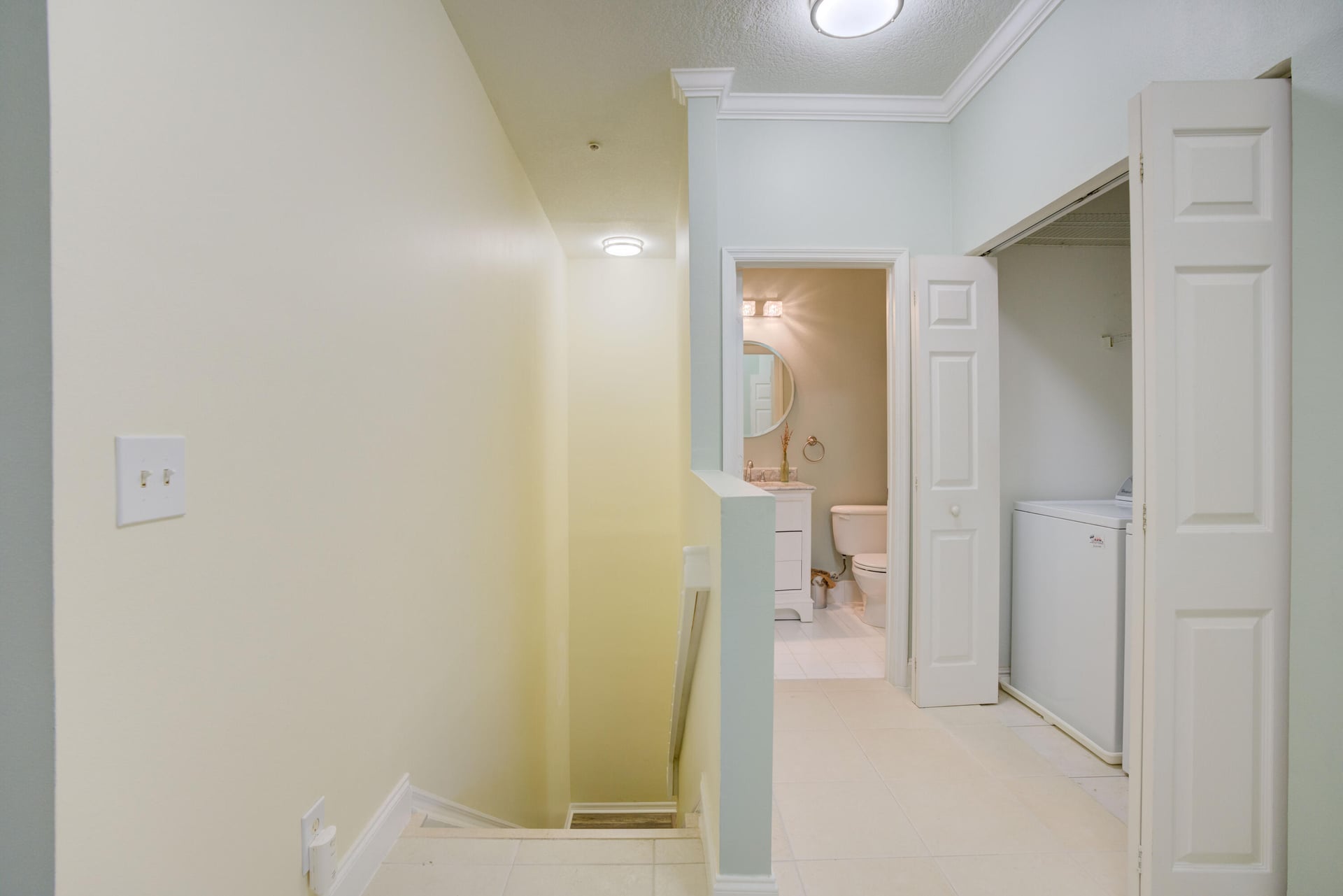 Unit B photo 29