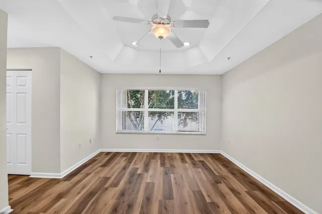 Residence photo 4