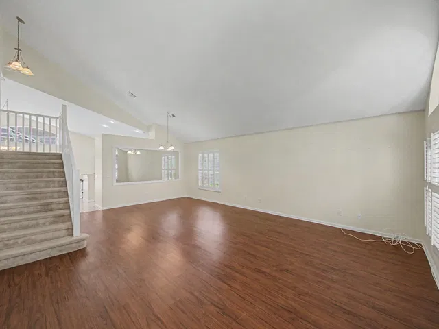 Residence photo 8