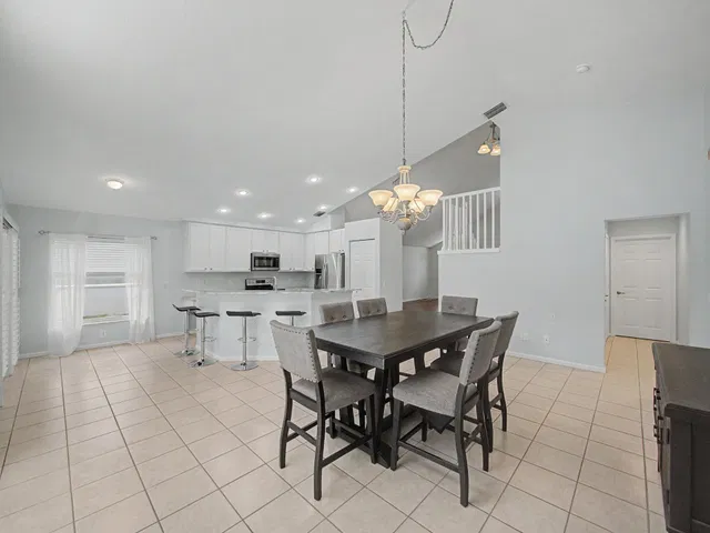 Residence photo 11