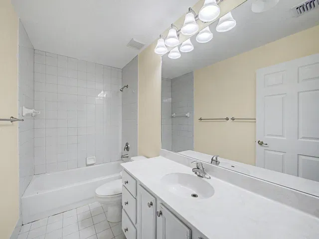 Residence photo 23