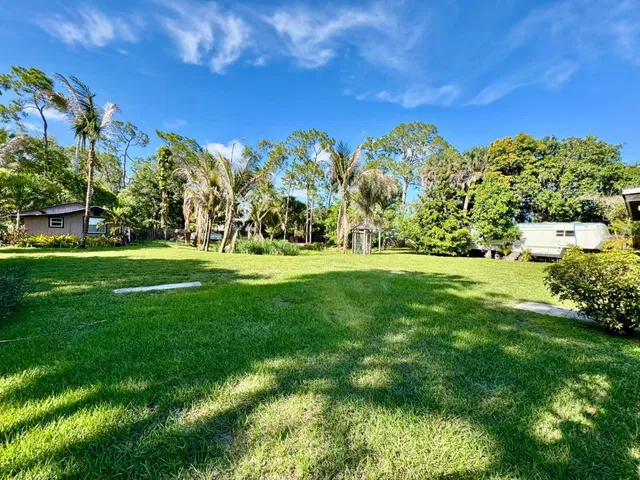 Residence photo 12