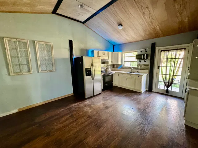 Residence photo 18