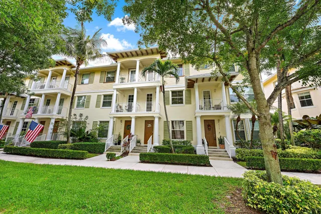 Residence photo 17