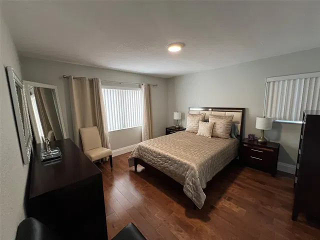  Unit 415 photo 10
