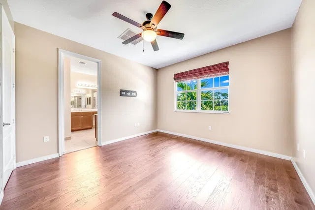 Residence photo 20