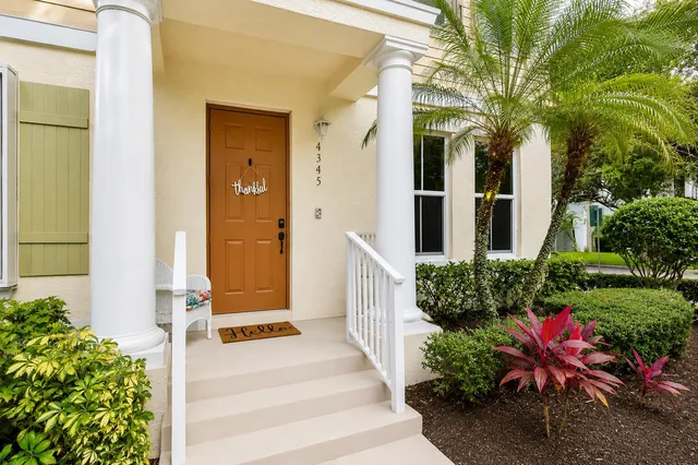 Residence photo 2