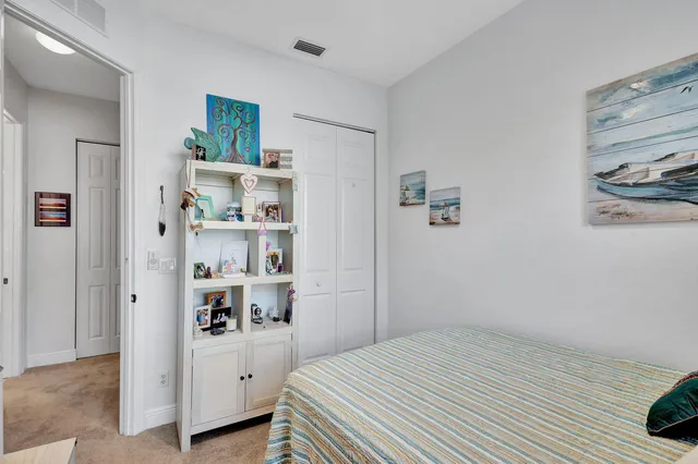 Residence photo 28