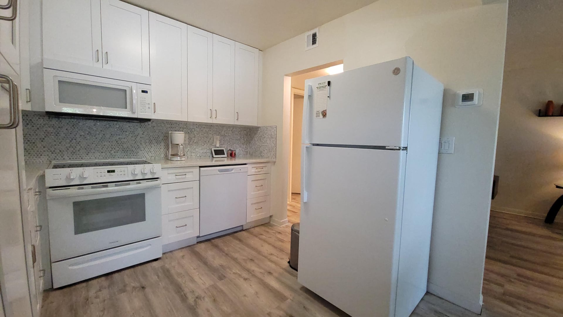Residence photo 3