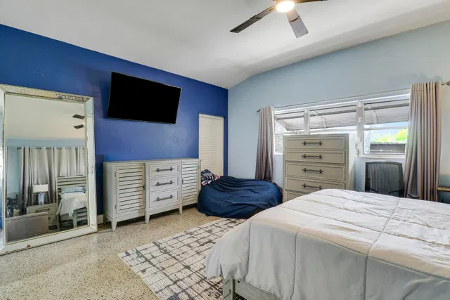Residence photo 9