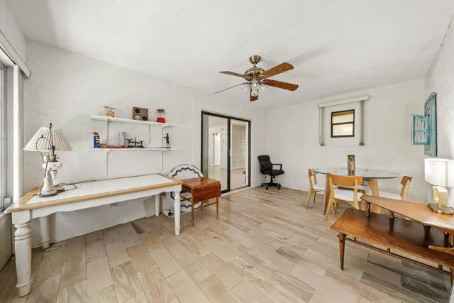 Residence photo 15
