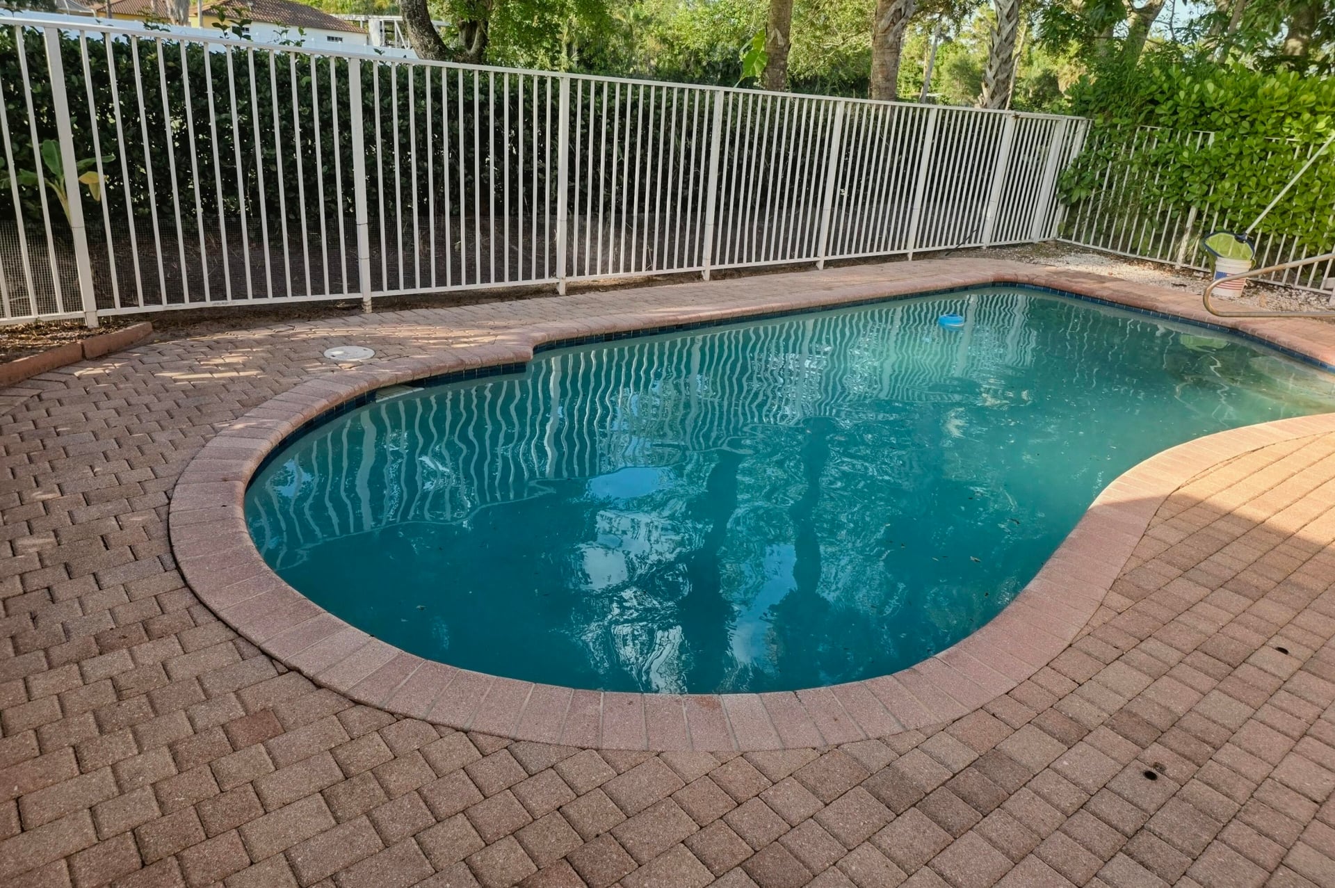 Residence photo 3