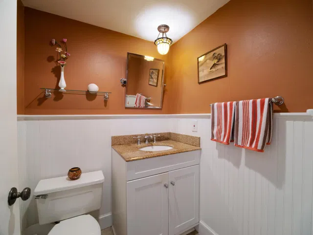 Unit E photo 14