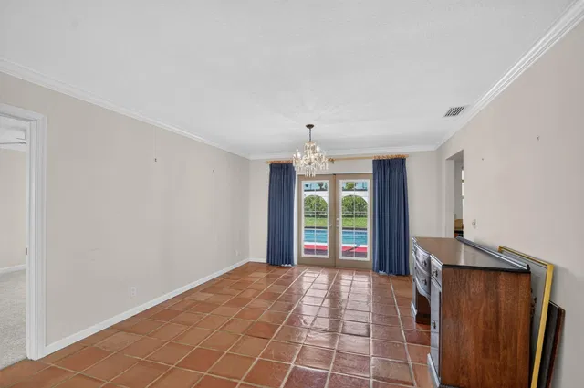 Residence photo 12